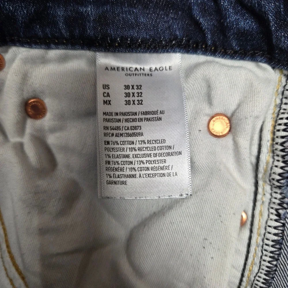 American Eagle Original Bootcut Jeans Mens 30 x 30 HEMMED Mid Rise Denim
